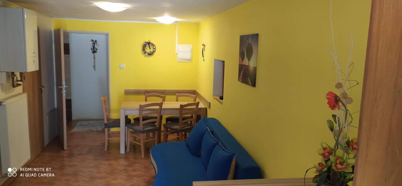 Dvory nad Luznici Apartmany Natalie מראה חיצוני תמונה